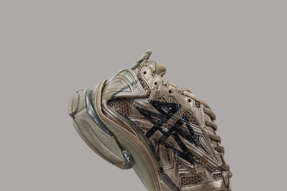 BLCG Runner Brown Graffiti