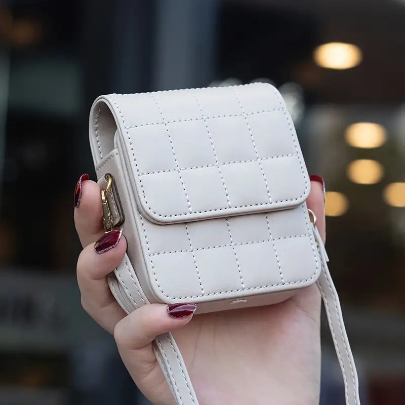 Luxury Crossbody Phone Bag for Samsung Galaxy Z Flip Series – Quilted PU Leather Case with Shoulder Strap