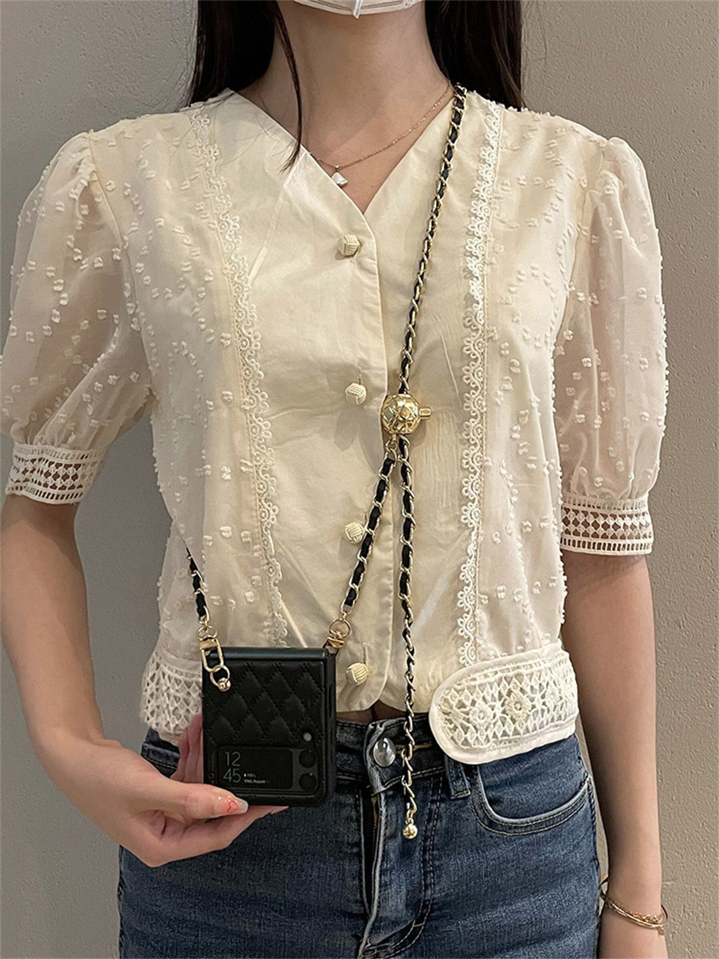 Luxury Adjustable Leather Chain Retro Rhombus Case for Samsung Galaxy Z Flip 4