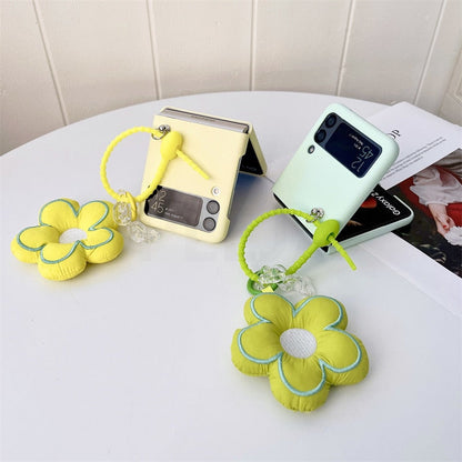 Cute Flower Pendant Case For Samsung Galaxy Z Flip 4